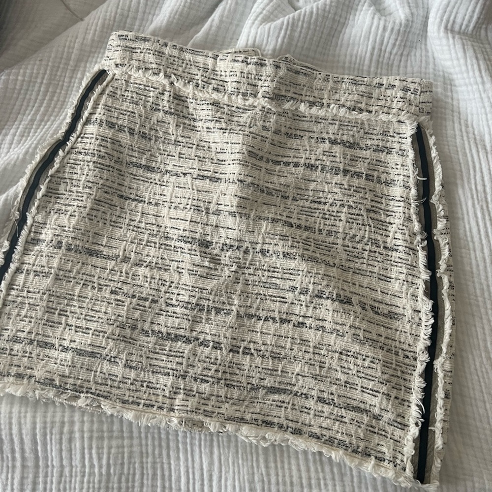 White Zara tweed mini skirt